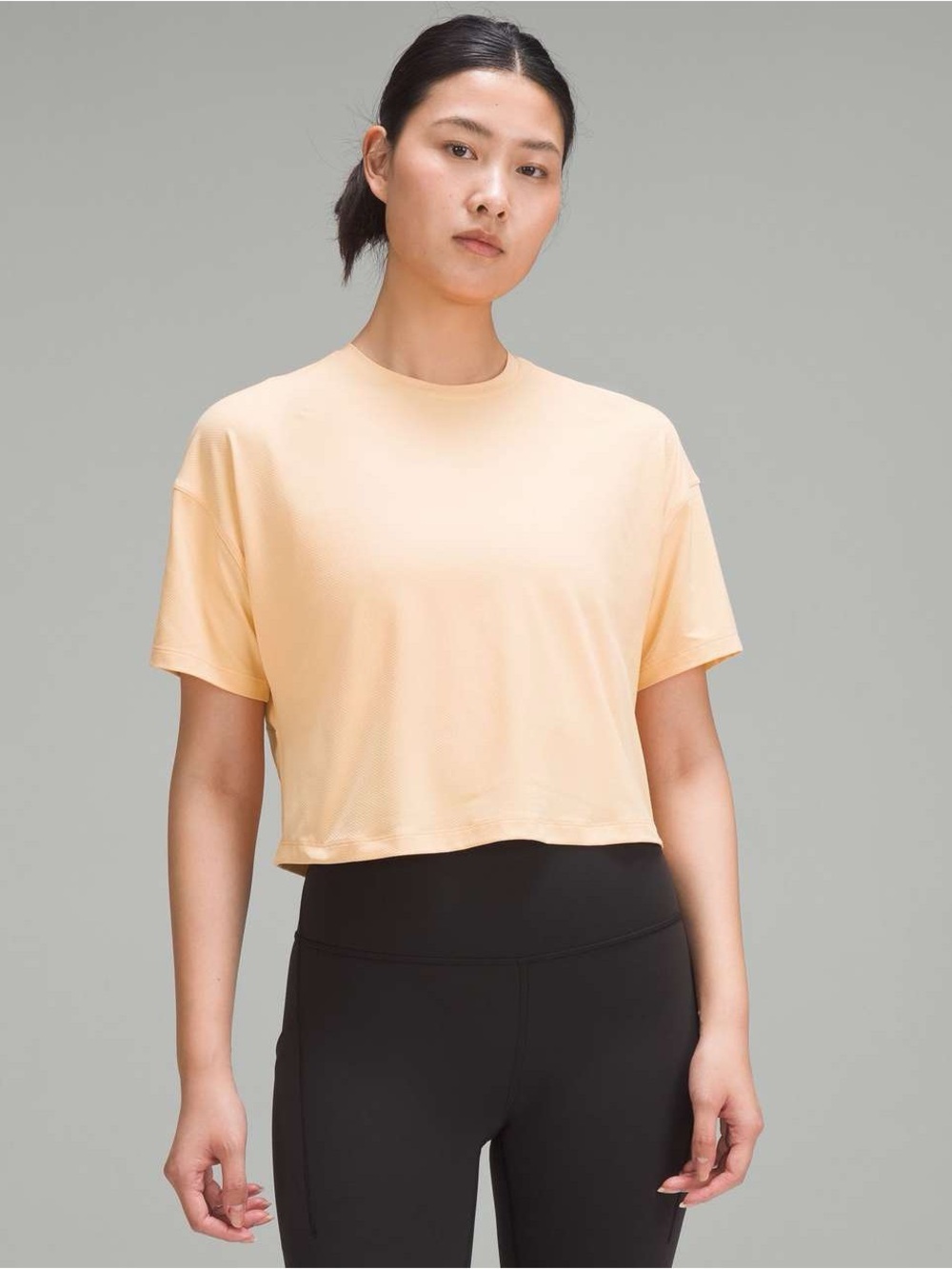 Lululemon Abrasion-Resistant Training T-Shirt in Summer Glow Size 4